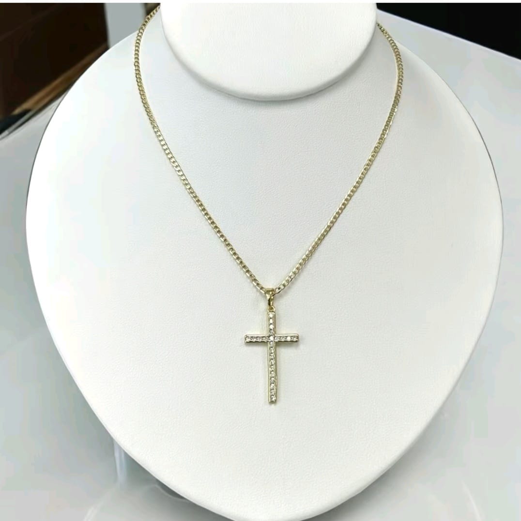 Small Cuban Necklace With Pendant Cross